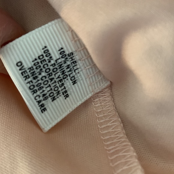 Pink lace top - Picture 4 of 7